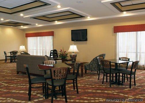 Holiday Inn Express & Suites Elkton - University Area, An Ihg Hotel Interior photo